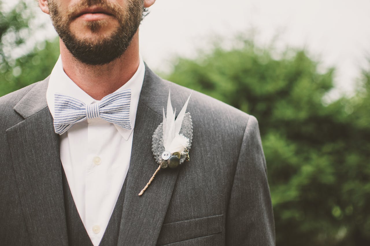 How to Stand Out as a Wedding Guest: What to Wear How to Stand Out as a Wedding Guest: What to Wear