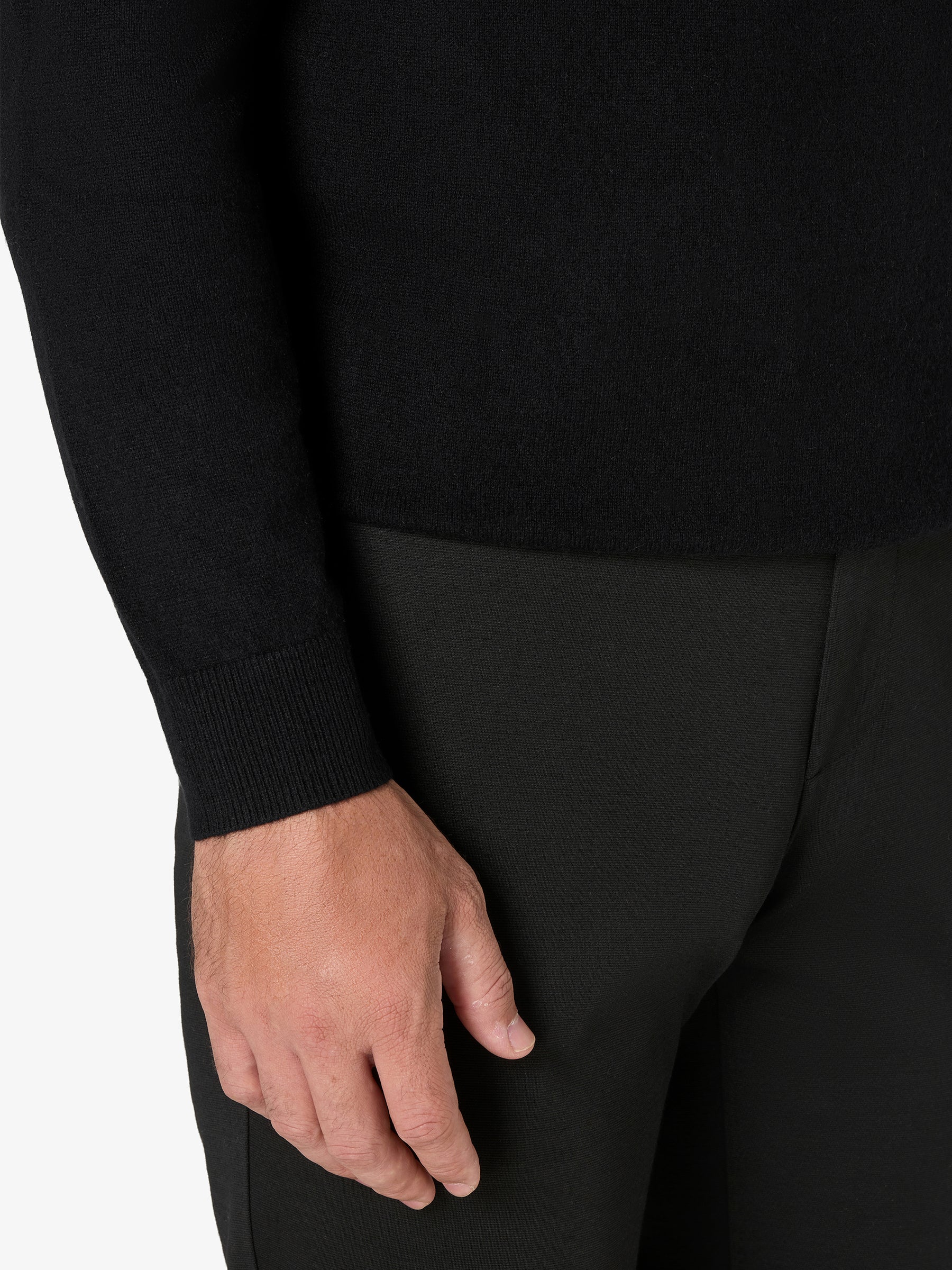 xSweater Cashmere Crewneck - Black