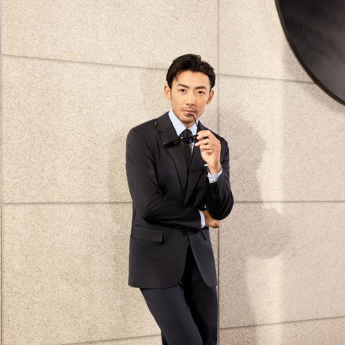 What Color Shirt to Wear With a Black Suit? What Color Shirt to Wear With a Black Suit?