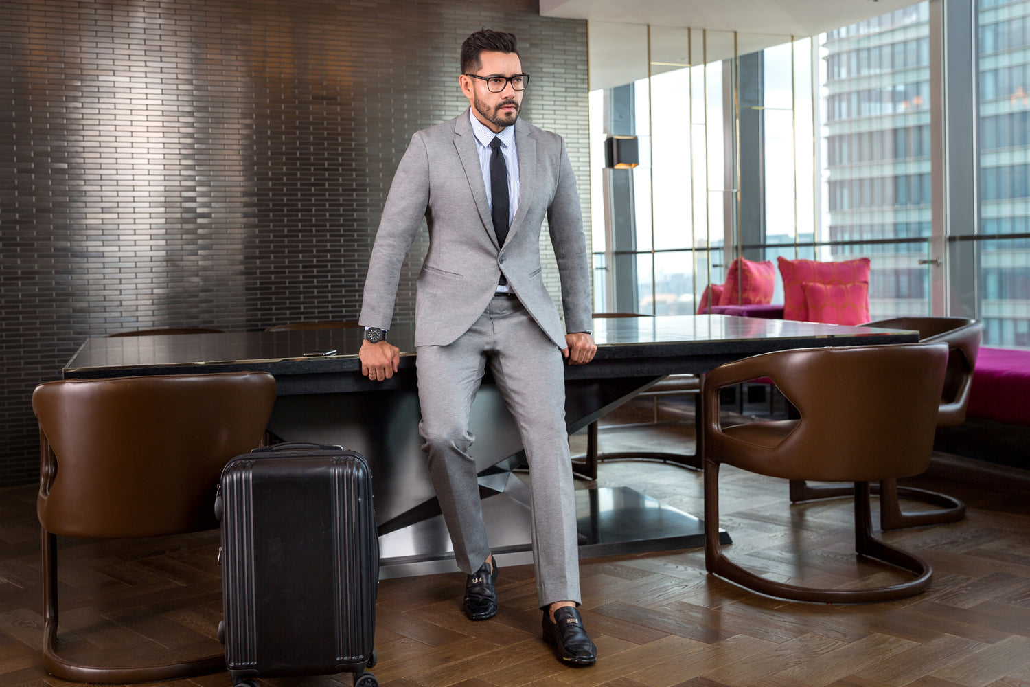 Travel Essentials for an Overnight Business Trip - XSuit